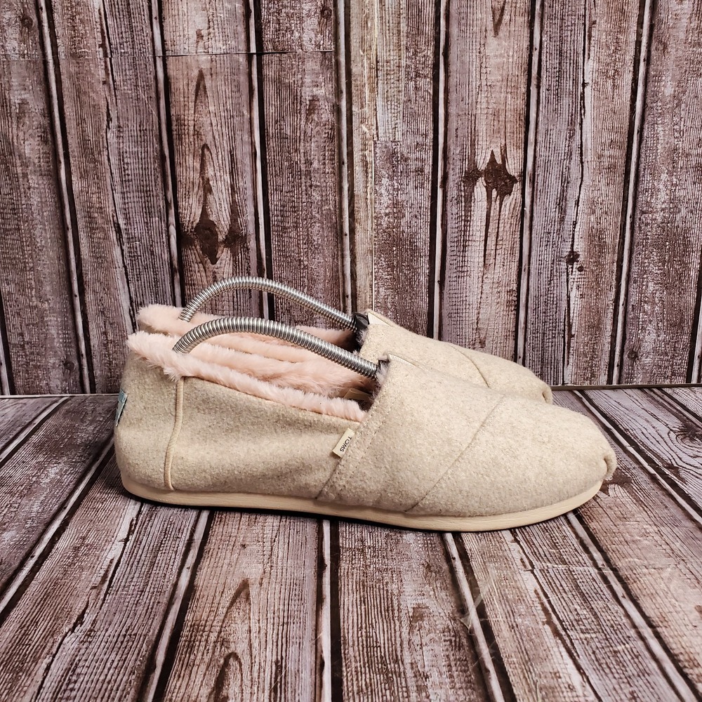 TOMS Women's Alpargata Fleece Faux Fur Slip On Cream Size 11 - Picture 3 of 13